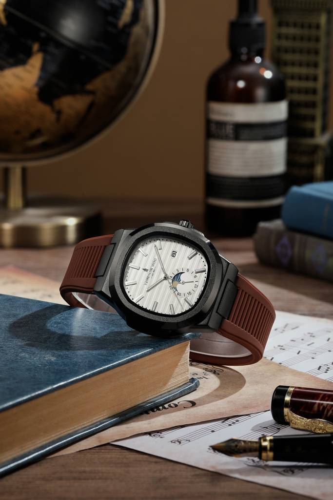 Greenwich Collection Analog Quartz Watch For Men With Textured Cushion-Shaped Dial, Date Display, 24-Hour Day-Ni : LFM10018-03