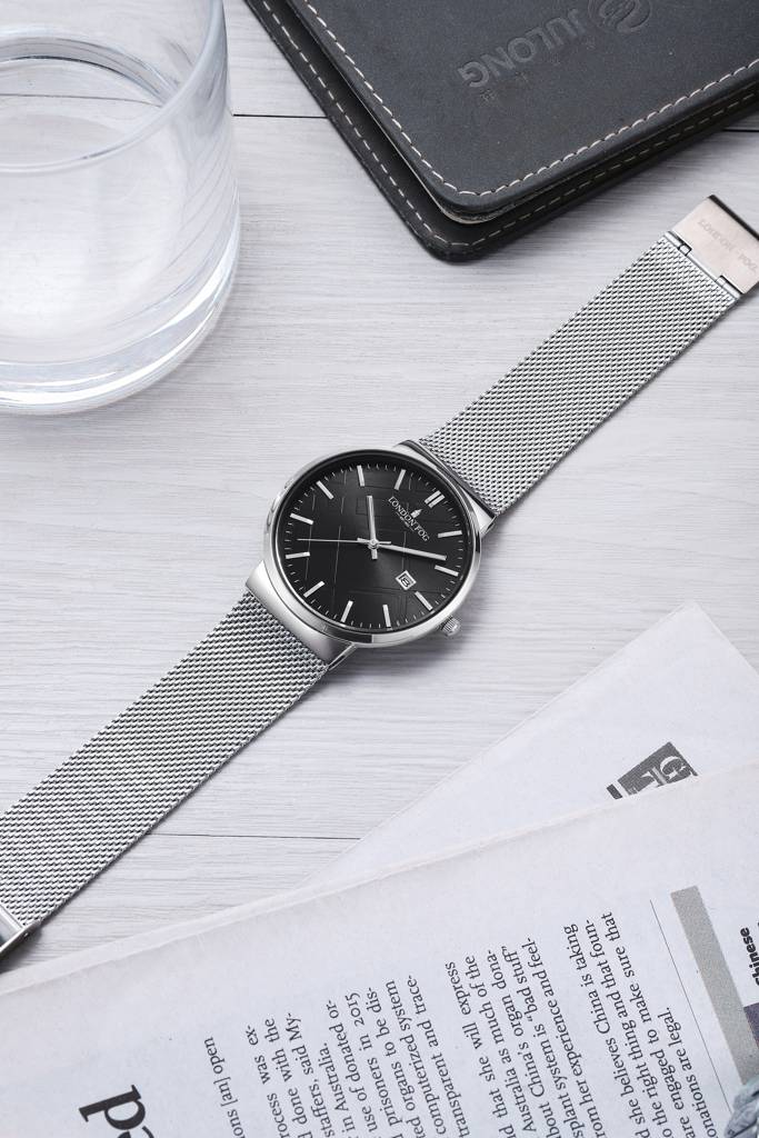 Surrey Collection Analog Quartz Watch For Men With Mesh Strap, Round Metal Case, Date Display : LFM10006-22