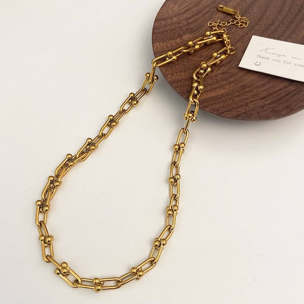 18K Plated U Shaped Chain Link Necklace : ATO0624NK005G