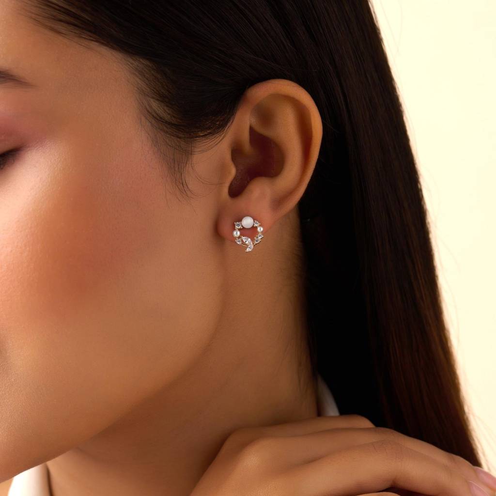 A Wreath Of Joy Stud Rose Gold Plated Earrings : EAR-21024-RG