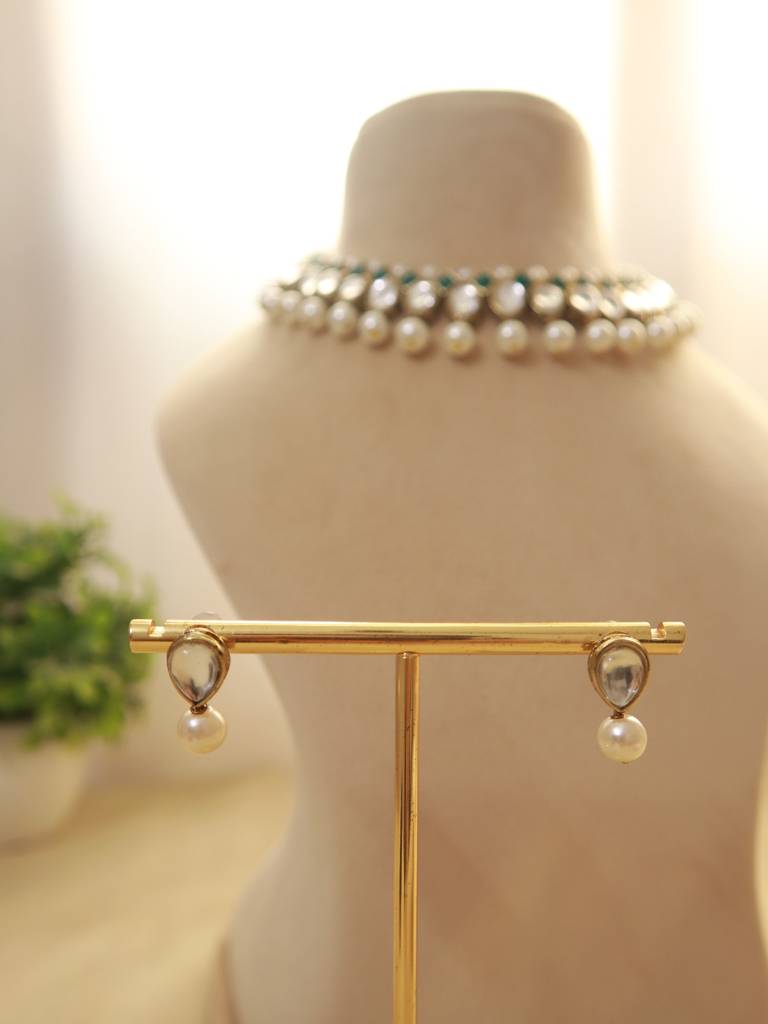 Fern Symphony - Kundan Pearl And Green Stone Drop Necklace Set : PAN09GR