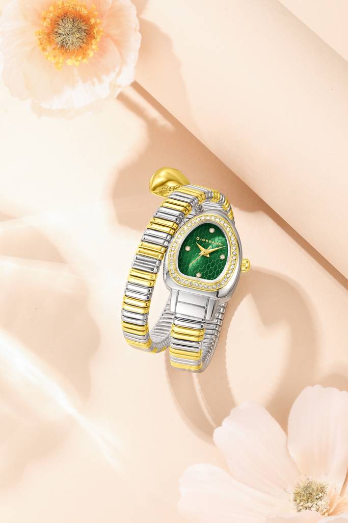 Serpentine Collection Analog Quartz Watch For Women Honeycomb-Textured Dial, Crystal Bezel & Markers, Snake-Styl : GZ-60188-33
