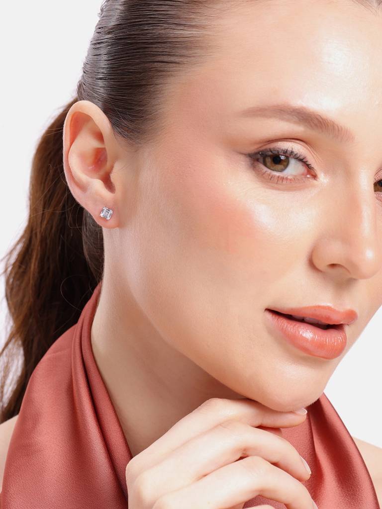 Silver Square Slay Studs : WER00066