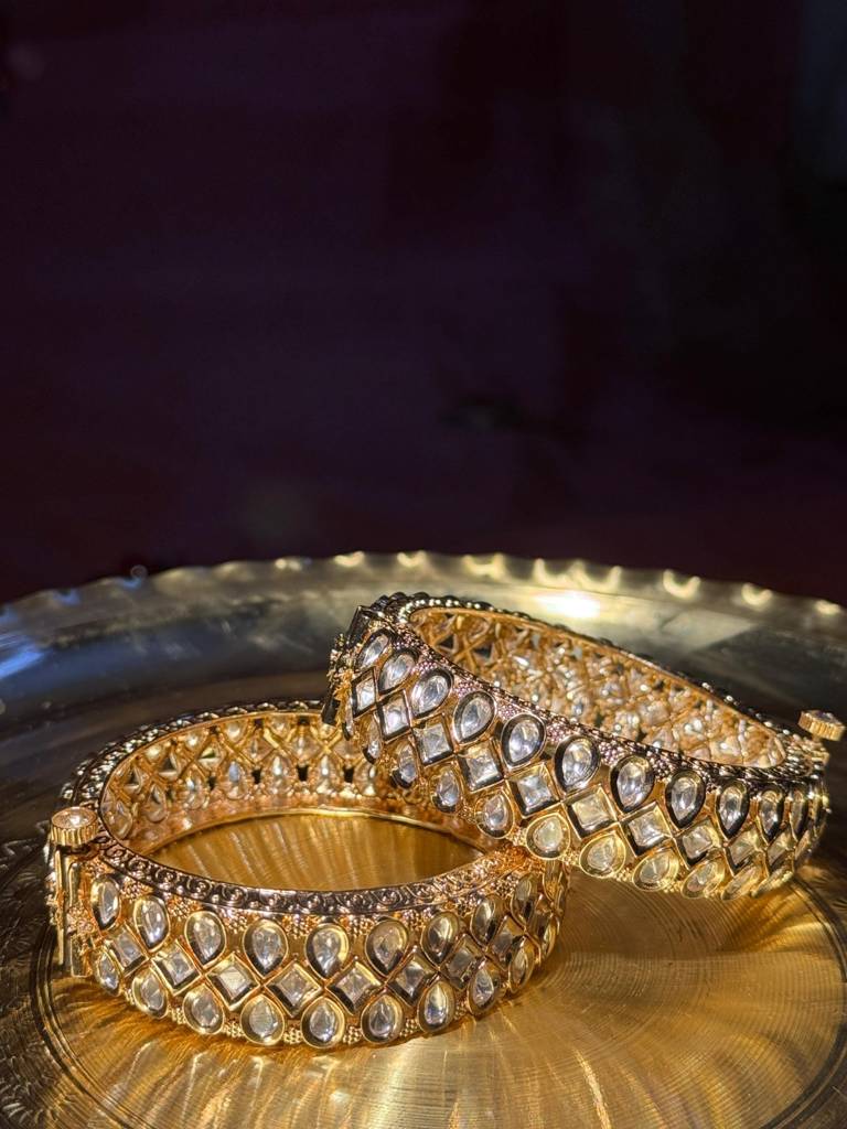 Golden Kundan Moissanite Bangle | Openable Gold Cuff Bracelet : AFB417GMB