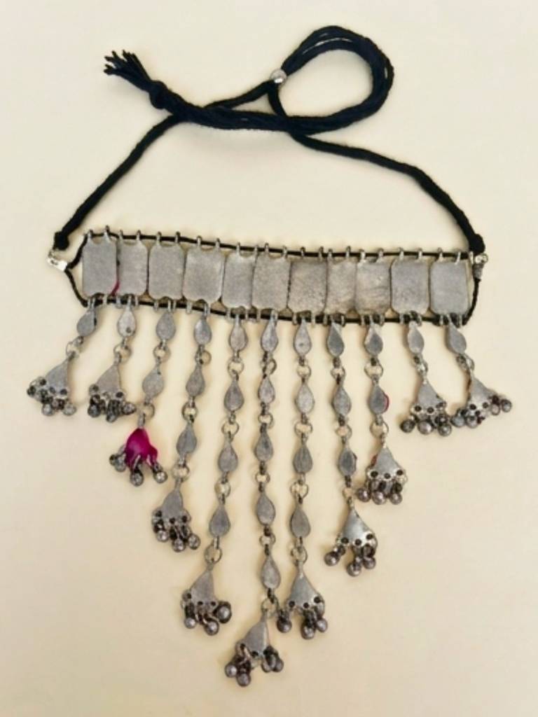 Oxidised Silver Multi-Colour Stone Choker Necklace : VI26NK0099