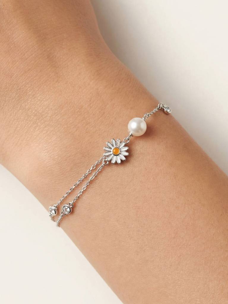 Daisy Pearl Charm Bracelet : HYLB3048