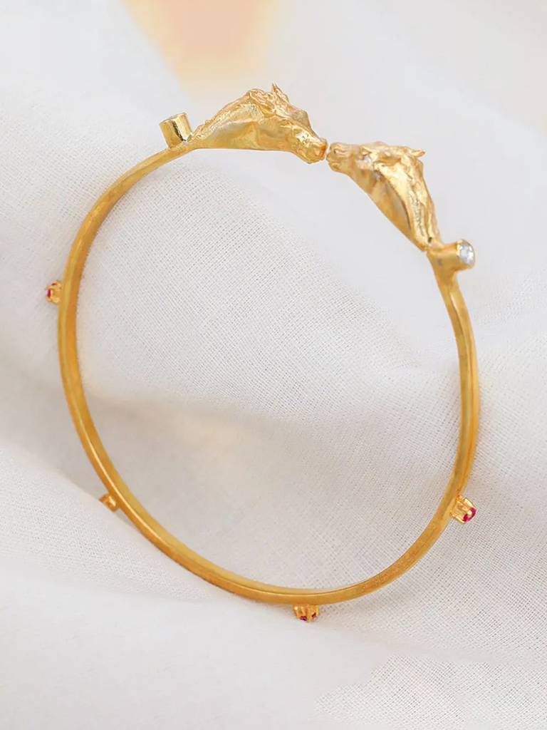 Sitayan Silver Ashwamedh Horse Cuff : U080SG014LB0744