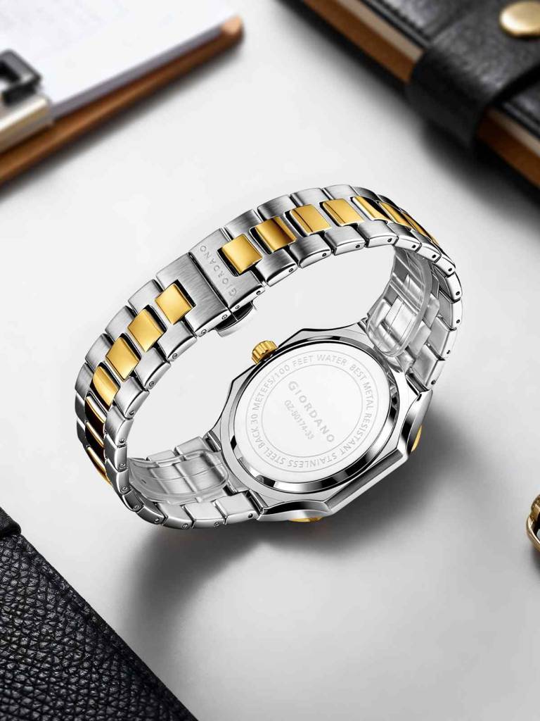Giordano Square Formal Watch For Men Â Textured Dial,Day & Date Display And Stylish Stainless Steel Strap : GZ-50174-33
