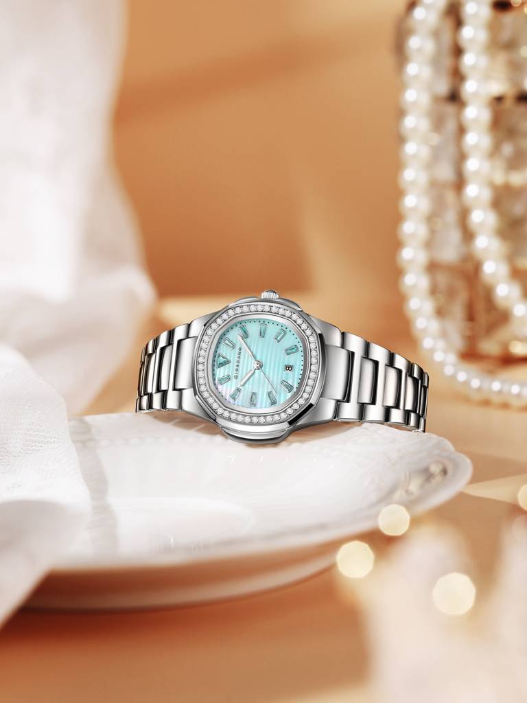 Giordano Luxury Watch For Women With Crystal Indices,Textured Dial, Stainless Steel Strap And Date Display : GZ-60116-11