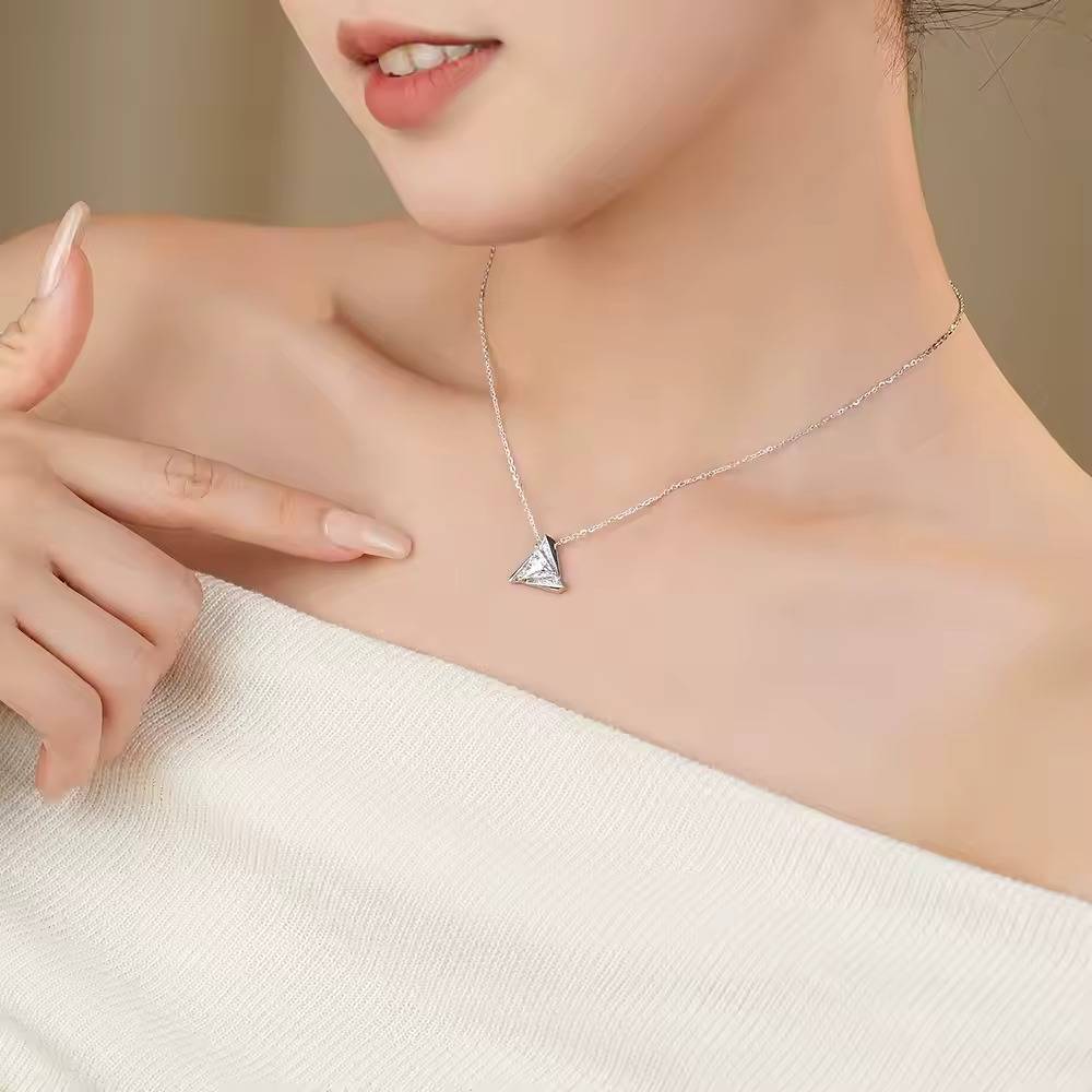 14K White Gold Plated Triangle Moissanite Pendant Neckalce For Her : CJNK22