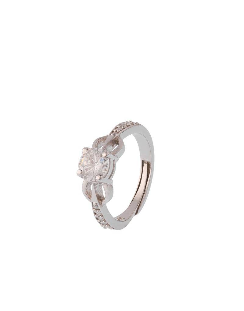 Single Round White Cz Stone With Side Stones : RG-80011-R