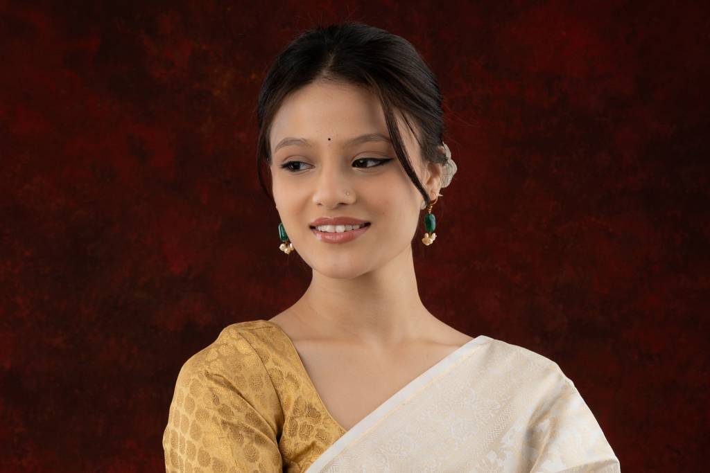 Emerald Green Stone And  Pearl Earrings : PRMBE01