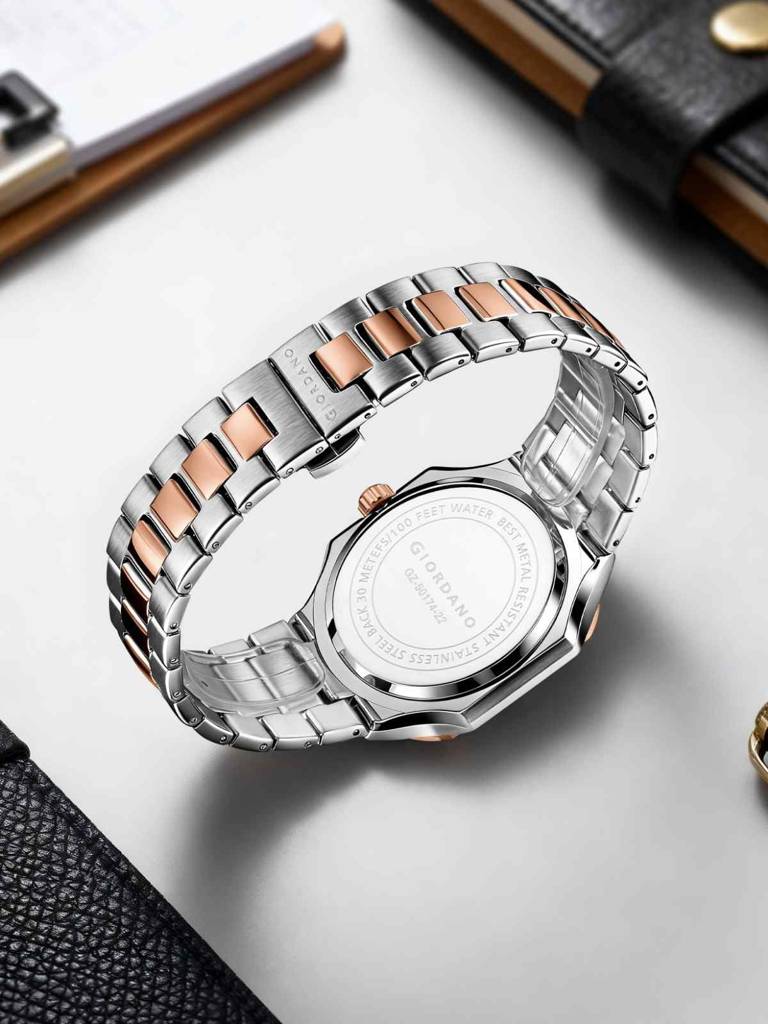 Giordano Square Formal Watch For Men Â Textured Dial,Day & Date Display And Stylish Stainless Steel Strap : GZ-50174-22