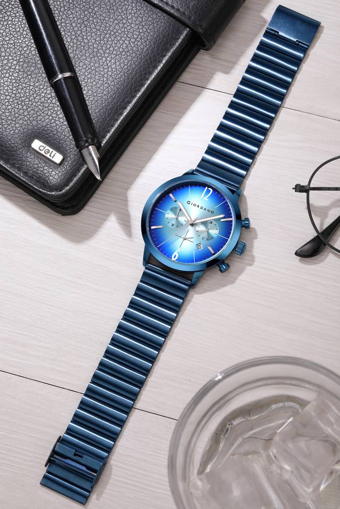 Giordano Analog Chronograph Watch For Men - Stainless Steel Case & Strap| Modern Casual & Formal Wristwatch With : GZ-50153-44
