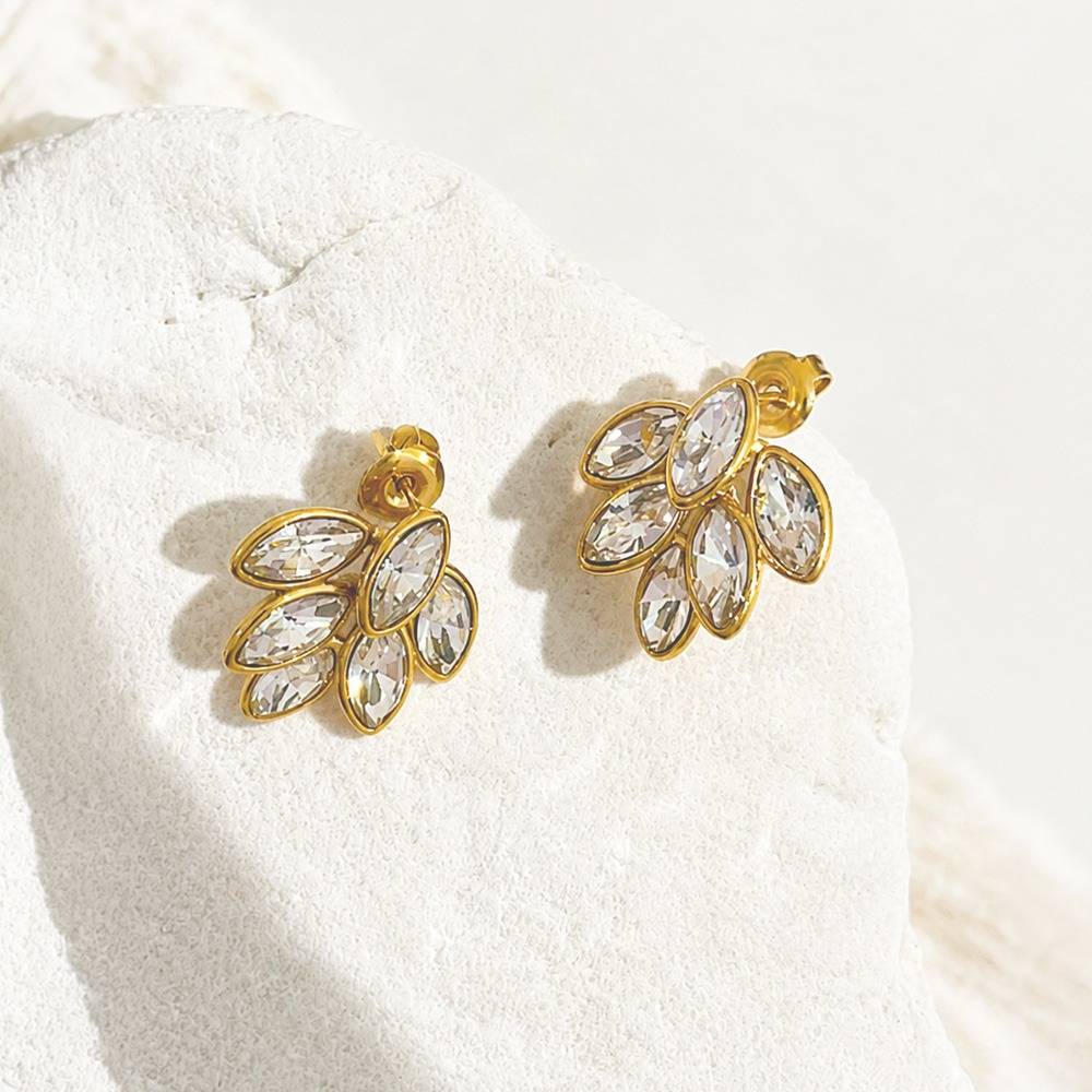 Women 18K Gold-Plated Marquise Crystal Cluster Stud Earrings : 101233