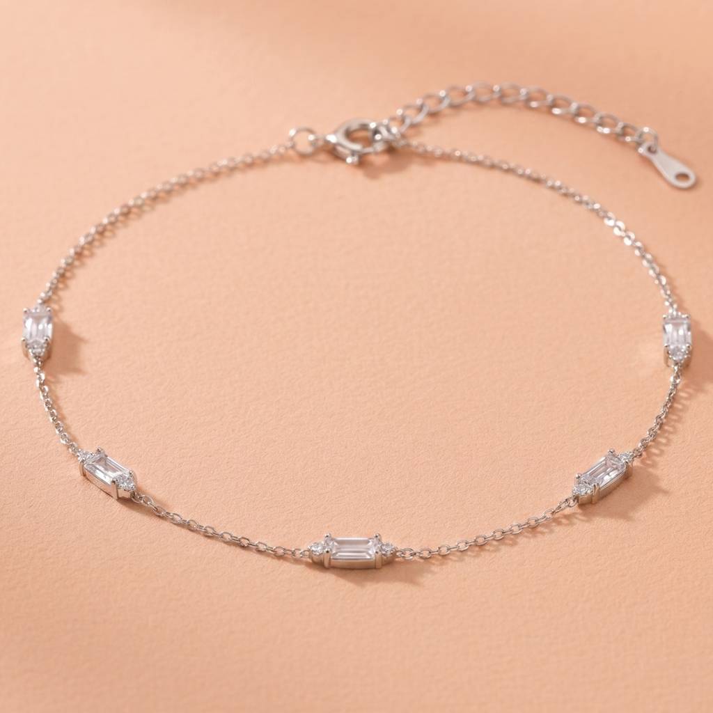 Baguette Zirconia Station Bracelet : BR1148