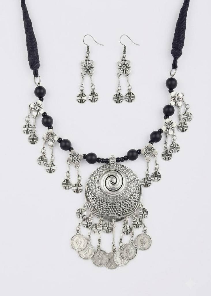 Nargis Spiral Coin Statement Necklace Set : HM56