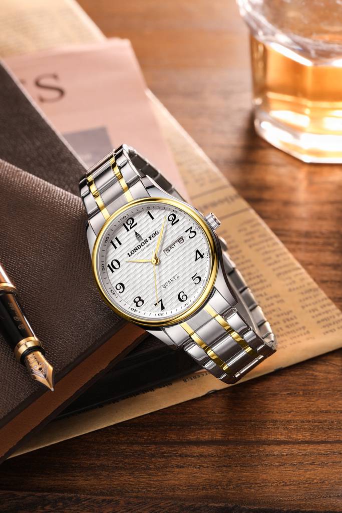 Carnaby Collection Analog Quartz Watch For Men With Stainless Steel Strap And Day & Date Display : LFM10008-22
