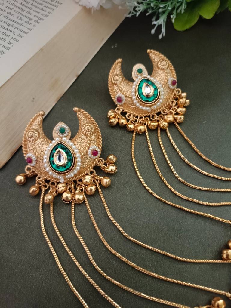 Brass-Plated Pachi Kundan & Ghungaroo Beaded Kashmiri Crescent Shaped Drop Earrings : VS105314
