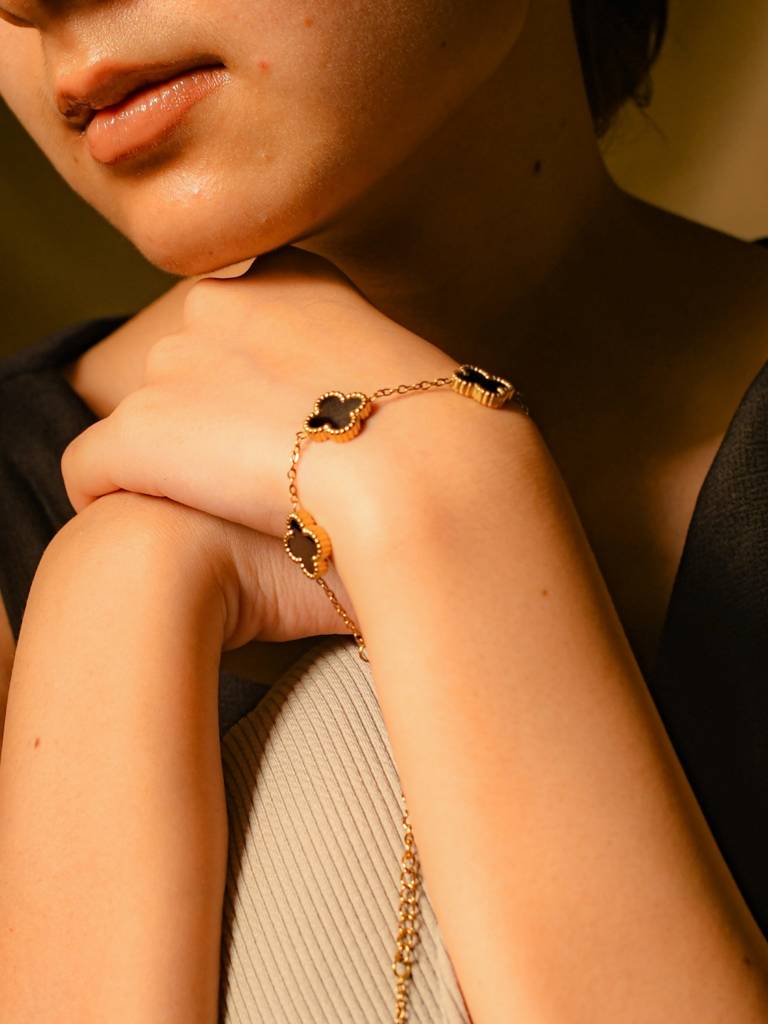 Black Clover Chain Bracelet : ATCB525BCCB