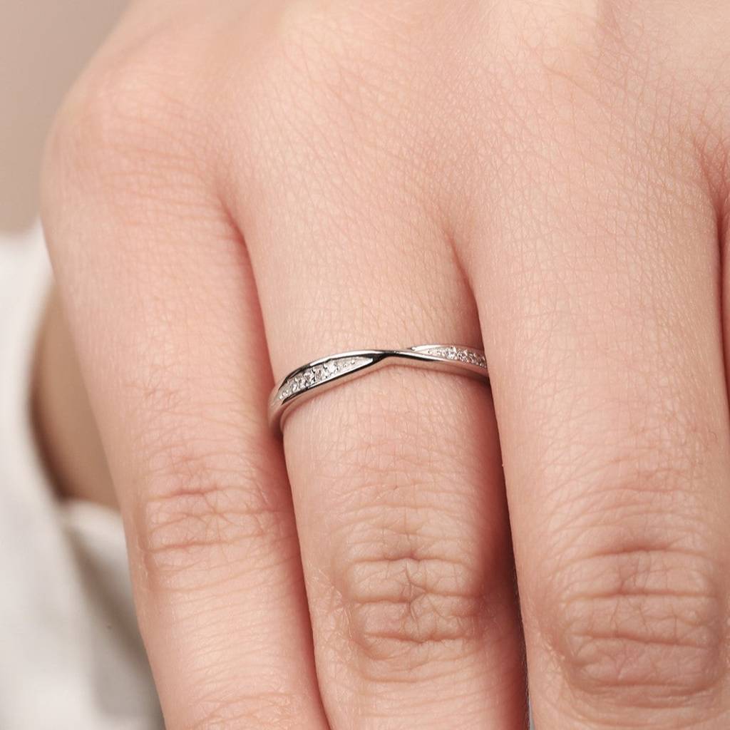 Minimal Rhodium Plated Cz Studded 925 Sterling Silver Women Ring (Adjustable) : RNG-40112