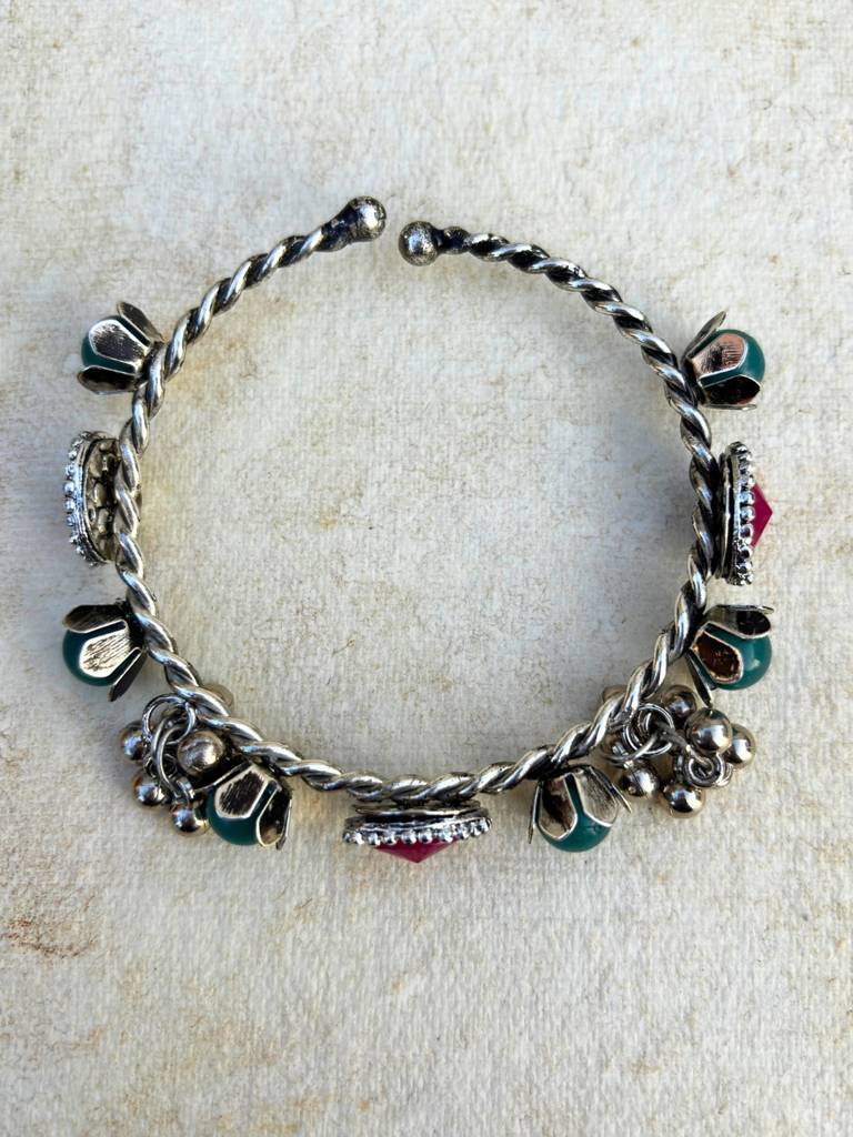 Set Of 2 Silver-Plated Beaded Kashmiri Bangles : VI26BC100054