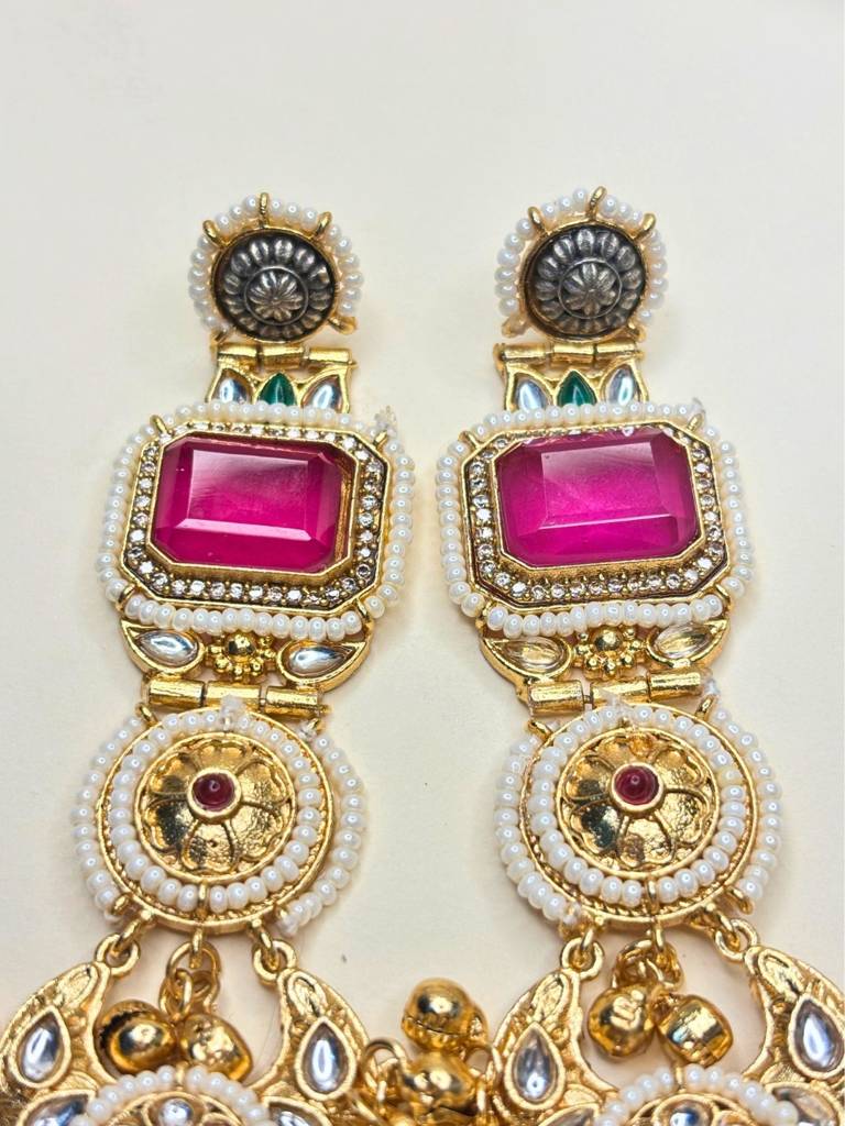 Gold-Plated Kundan And Stone Long Chandbali Jhumka Earrings : VI26EROX100341
