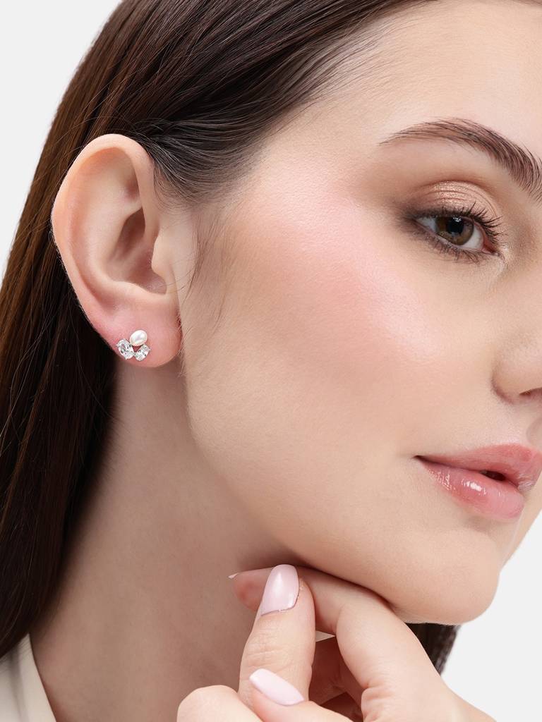 Silver Pearl Fusion Studs : WER00101