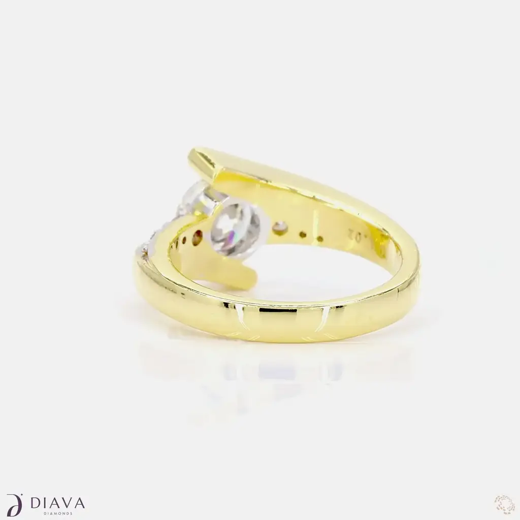 Sparkling Promise Ring : SparklingPromiseRing