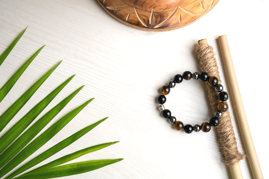 Black Obsidian, Tiger Eye And Hematite Healing Gemstone Bracelet : BLACKOBSIDIAN-TIGEREYE-HEMATITE-BRACELET