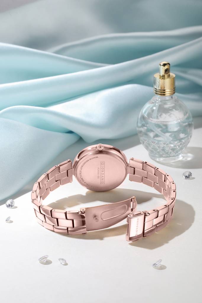 Giordano Unique Analog Watch For Women With Diamond Indices, Stainless Steel Strap And Crystal Embellished Bezel -  : A2056-88