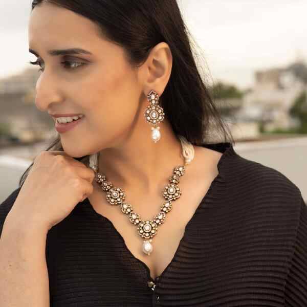 Antique Finish Pearl Beading Necklace Set : 500012