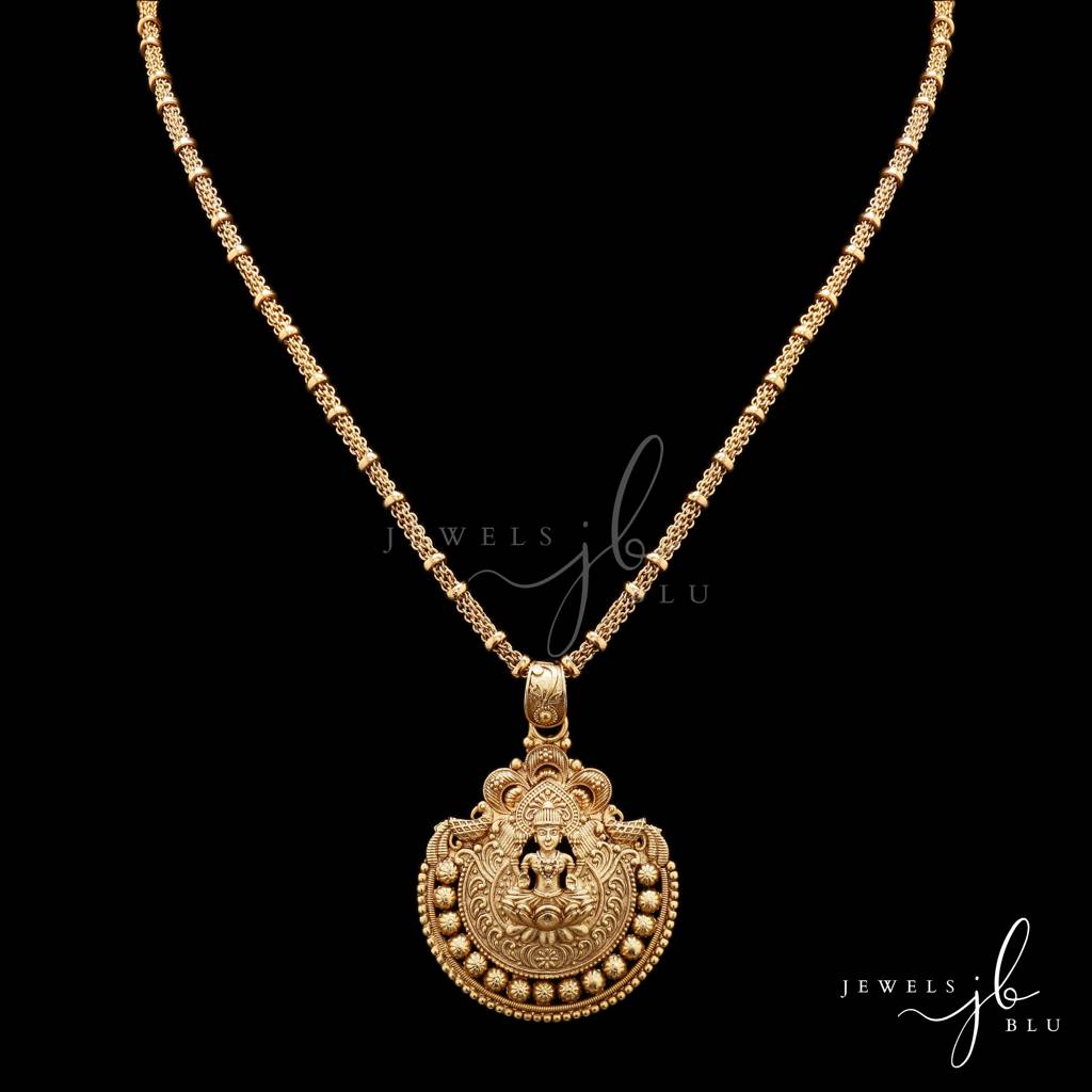 Festive Exclusive Gold Finish Hand Carved Idol Necklace Set With Earrings : 500036