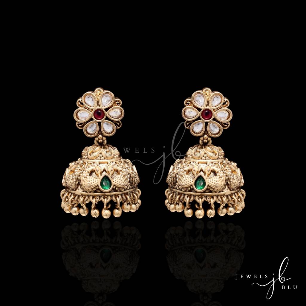 Festive Exclusive Antique Gold Finish Radha Krishna Hand Carved Jharoka Necklace Set With Jhumkis : 500039