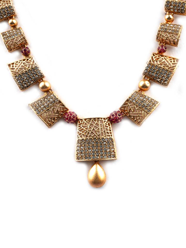 Handcrafted Ad Stone Square Necklace Set : SATJS334