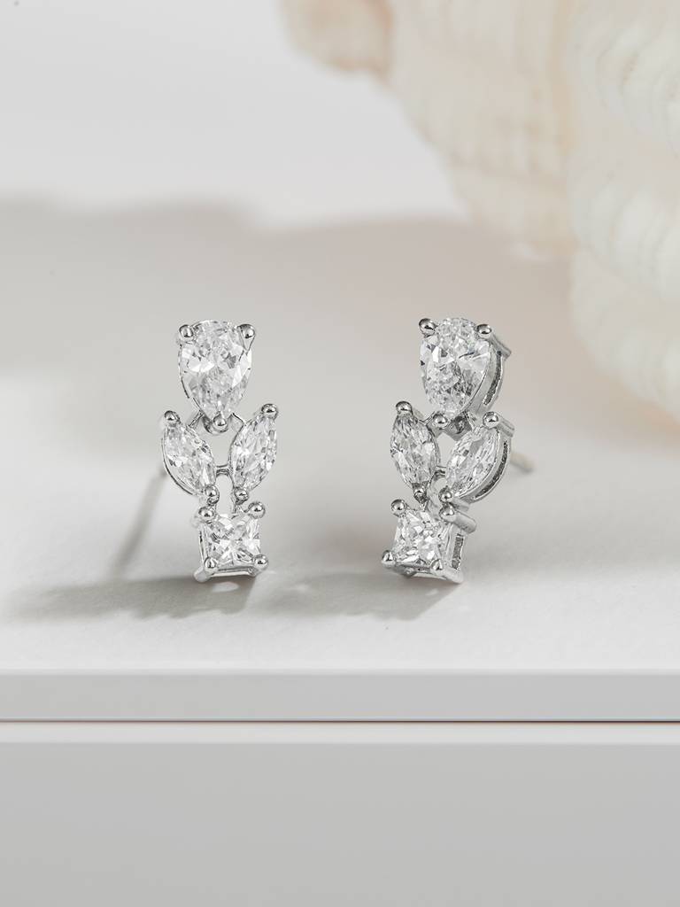 925 Sterling Silver Cubic Zirconia Leaf Studds Earrings : AGER5125