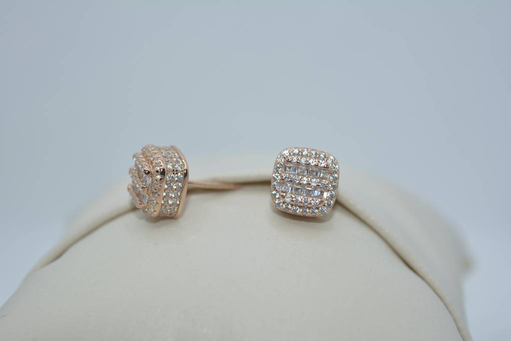 Rose Gold Gems Studs : 518