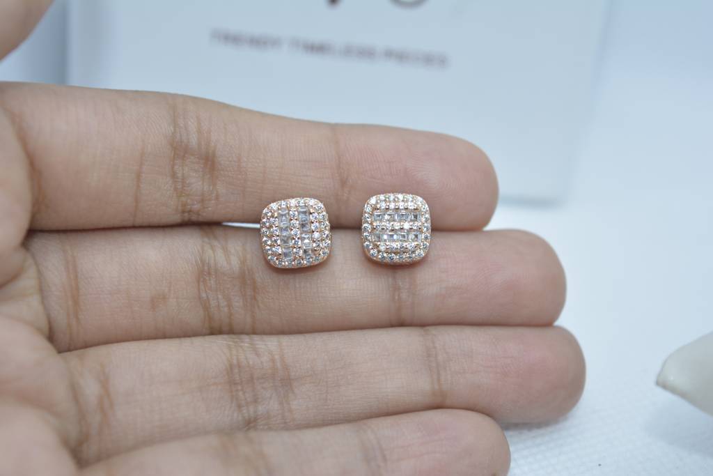 Rose Gold Gems Studs : 518