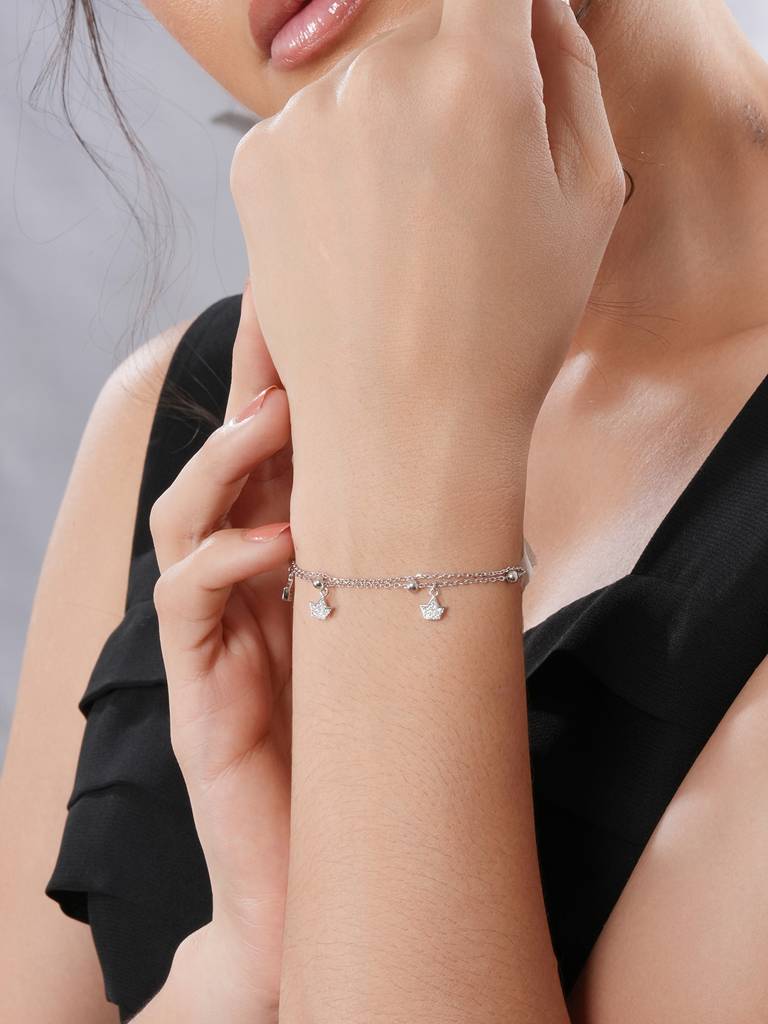 925 Sterling Silver Rhodium Plated Ad Studded Sparkling Crown Link Charms Bracelet : AGBR5191