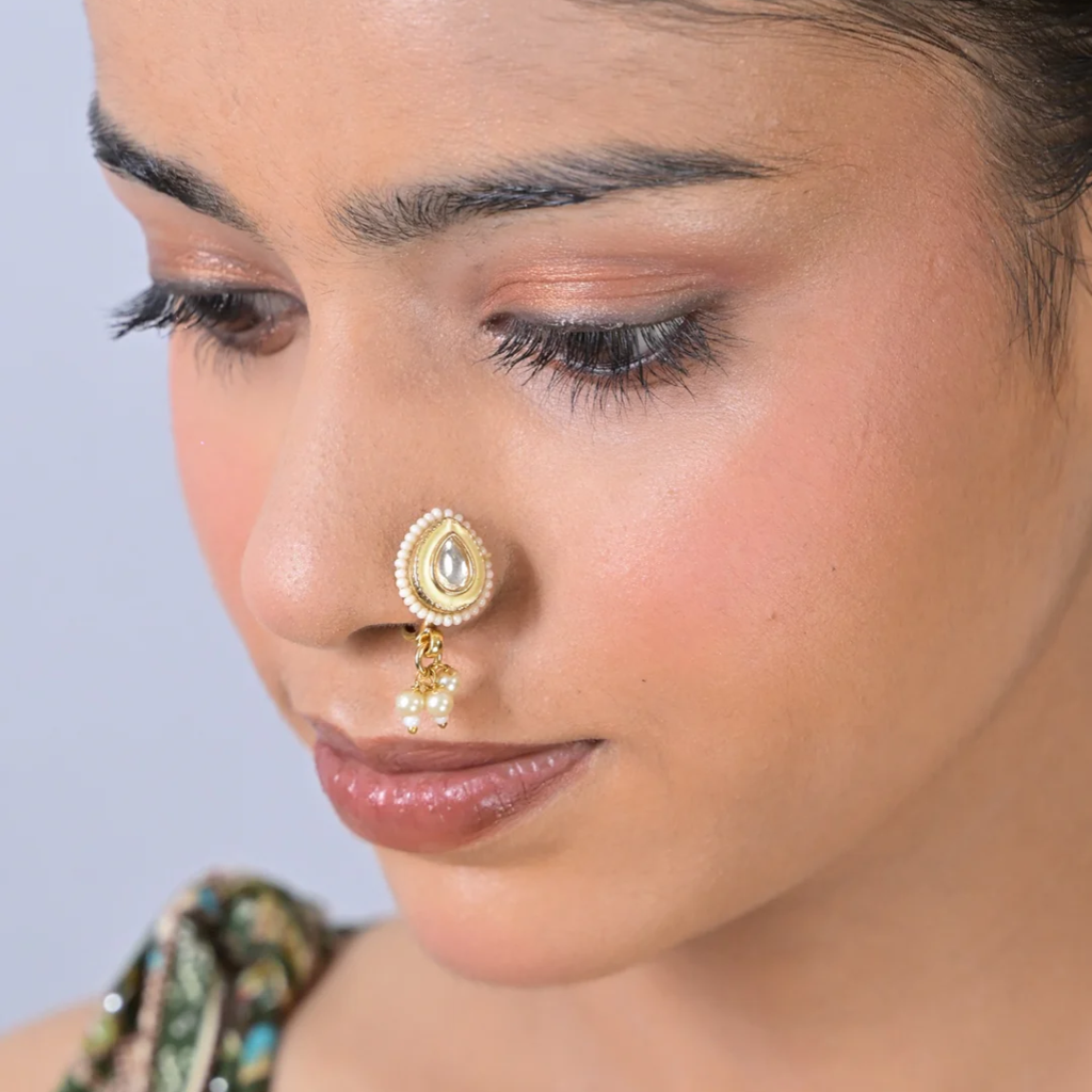 Manikmoti Kundan Pearl Drop Nosering : NR0010