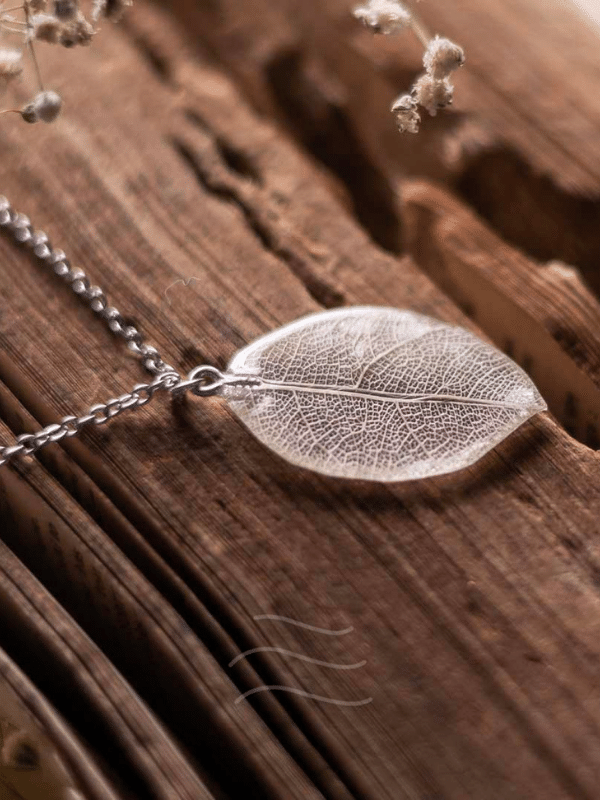 Avery - Fairy Leaf Necklace : LA-FF-AF-03