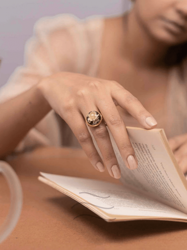 Enchanted Orb Ring : LA-FF-R-EOR-S1