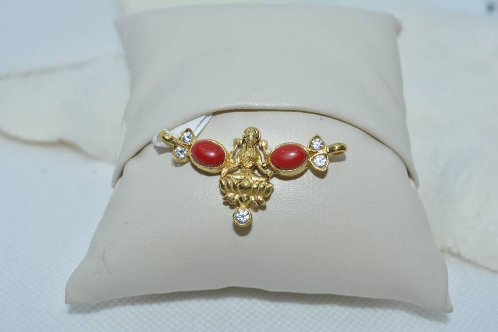 Radiant Red Laxmi Pendant : 537