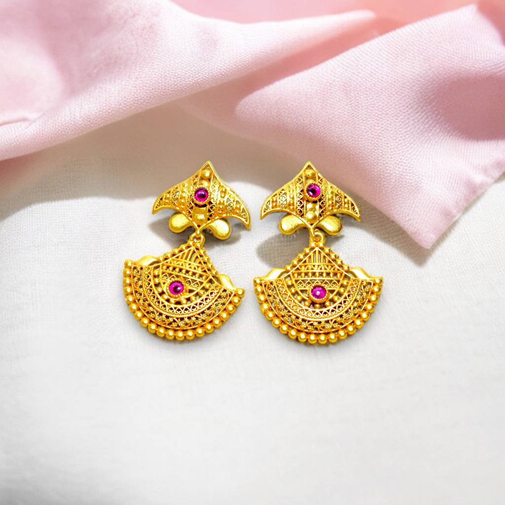 Golden Blossom Earrings : 550