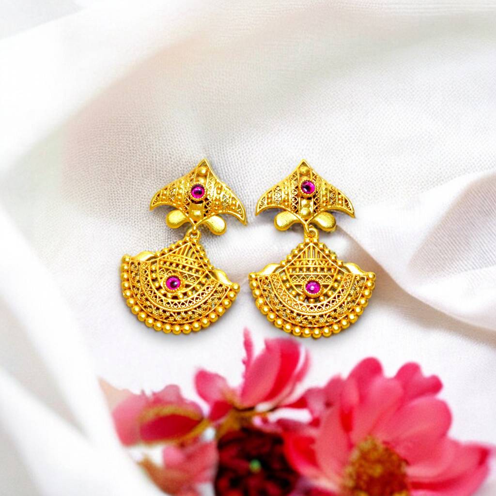 Golden Blossom Earrings : 550