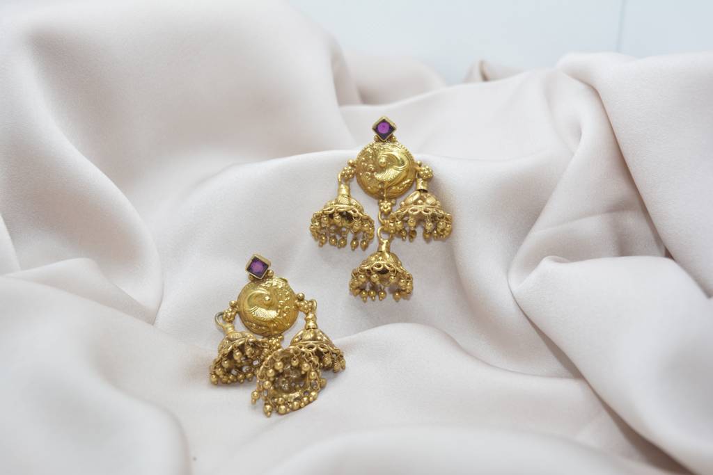 Golden Feather Jhumka : 551