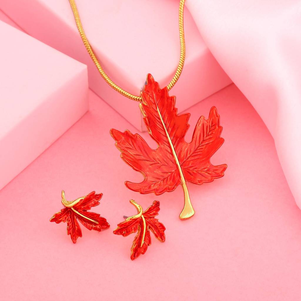 Estele Gold Plated Leaf Designer Necklace Set With Enamel For Women : 5980NKER