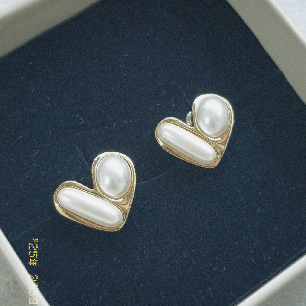 Abstract Pearl Heart Earrings : TE58