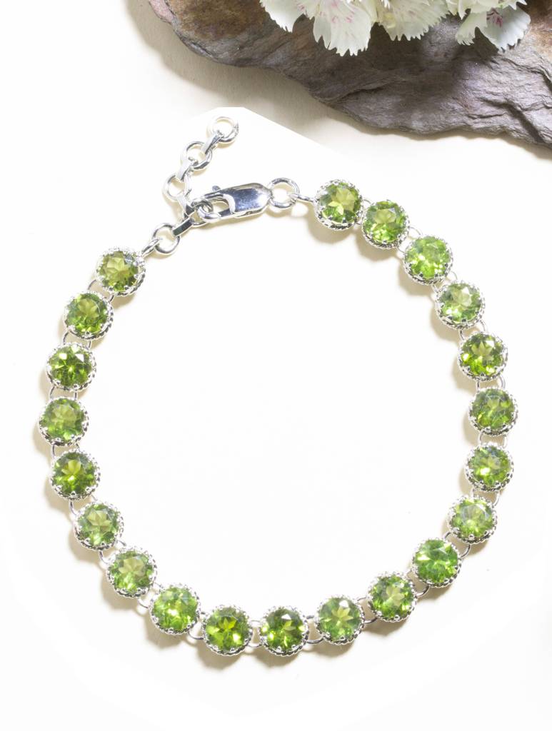 925 Sterling Silver Peridot Bracelet For Women Handmade Gemstone Bracelet Elegant Jewelry Gift For Her : FU-1036
