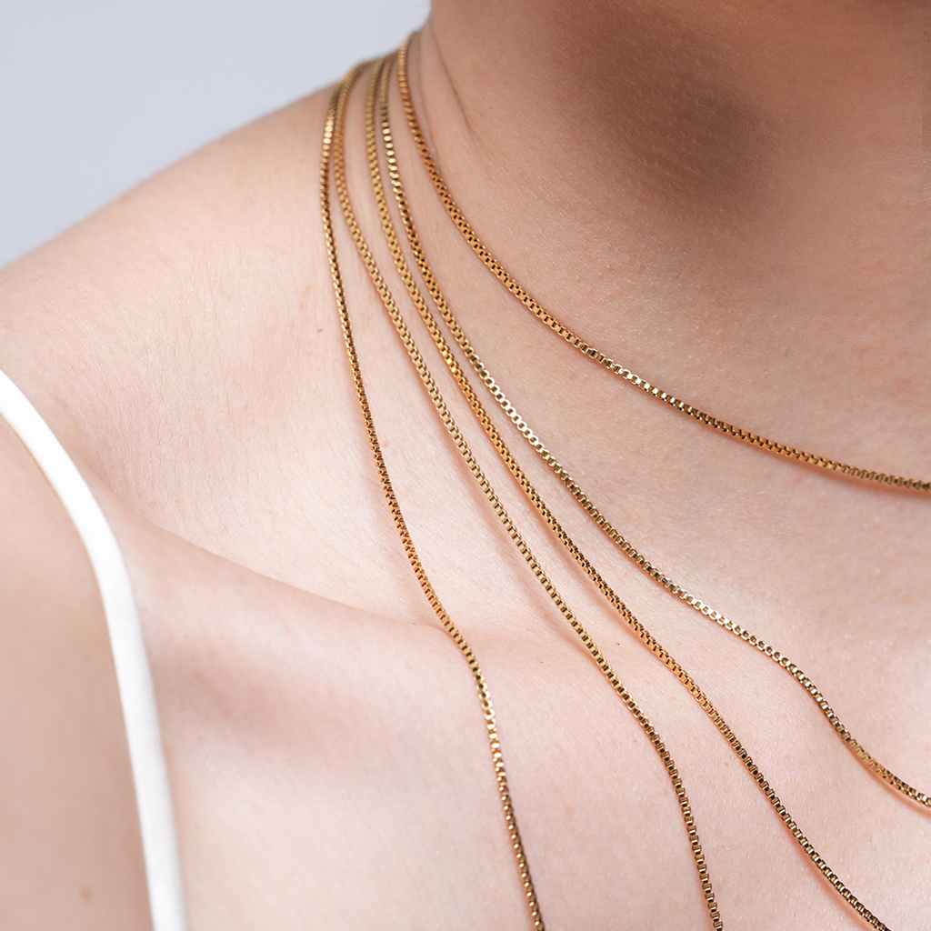 Multi-Layer Box Chain Necklace : CAO0077JND